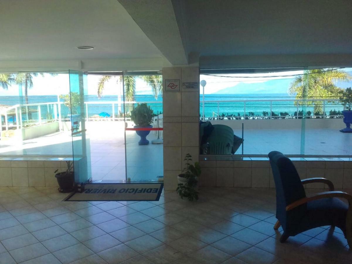 Ap Na Avenida Da Praia Caraguatatuba Εξωτερικό φωτογραφία