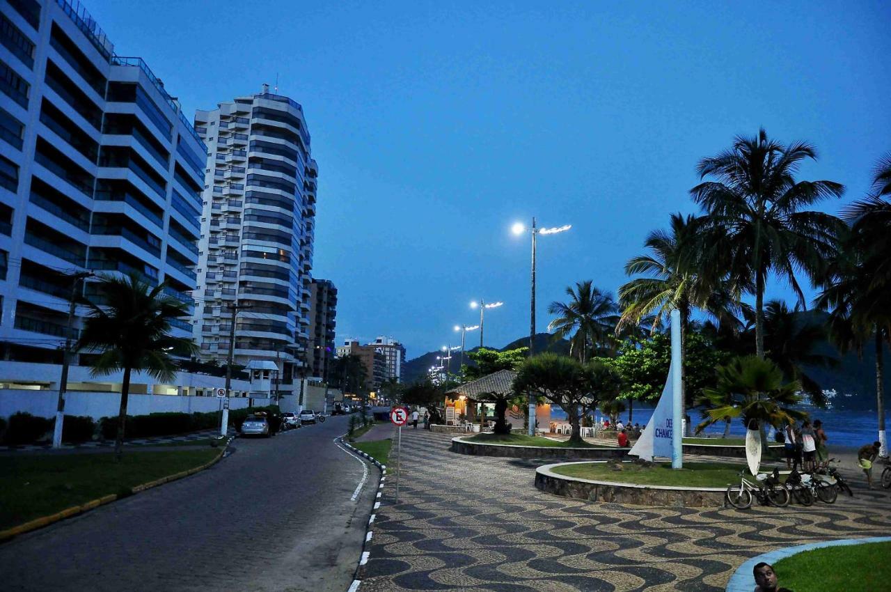 Ap Na Avenida Da Praia Caraguatatuba Εξωτερικό φωτογραφία
